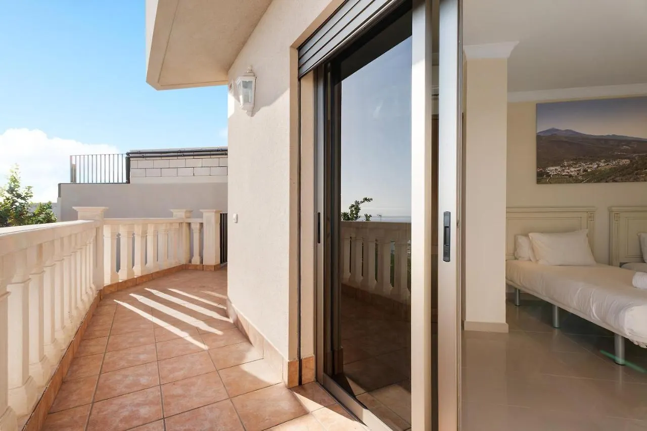 Villa Happy Holidays Pool Private Puerto de Santiago  Spain