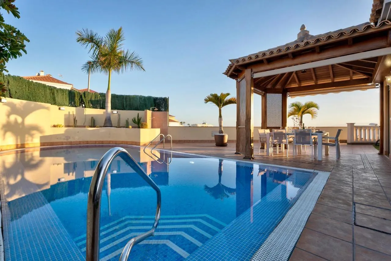 Villa Happy Holidays Pool Private Puerto de Santiago