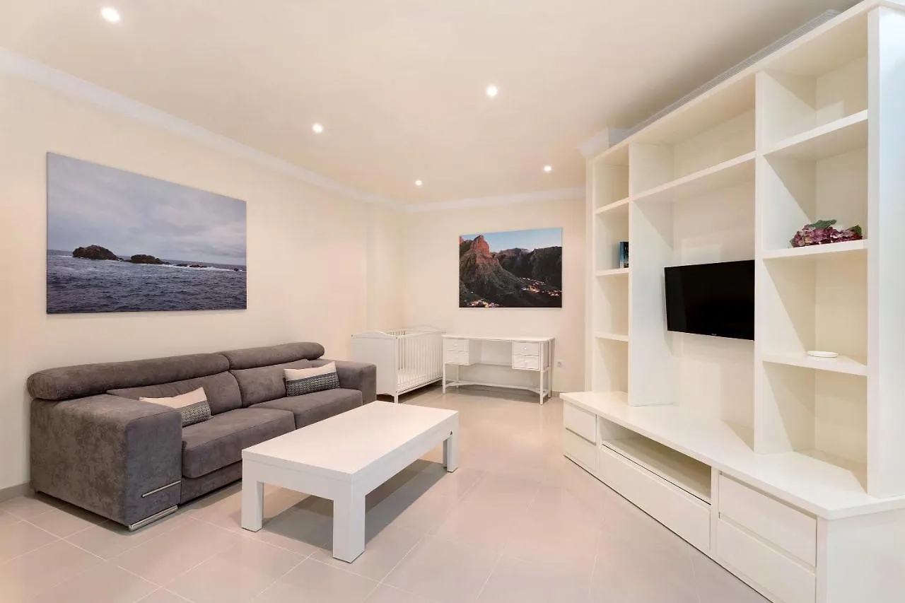 Villa Happy Holidays Pool Private Puerto de Santiago   Puerto de Santiago (Tenerife)
